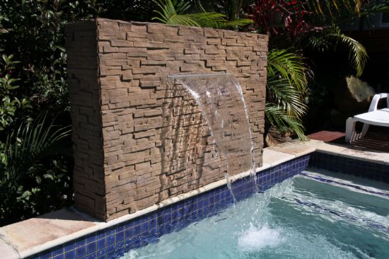 Swimming Pools - projecting waterfall(water-Blade)